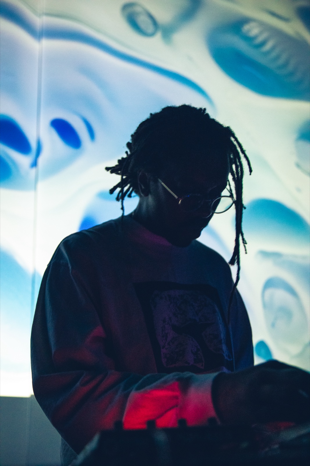 4D — A/V live at WWW X