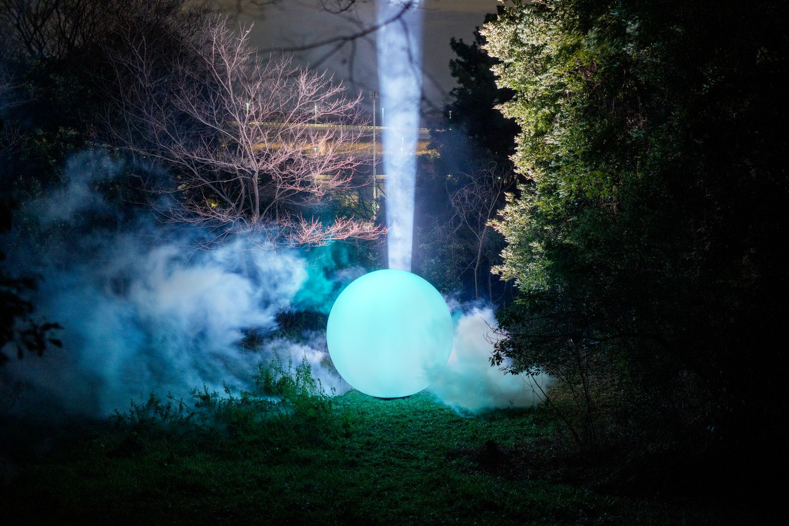 Parallel Forests — light sphere with fog and beam